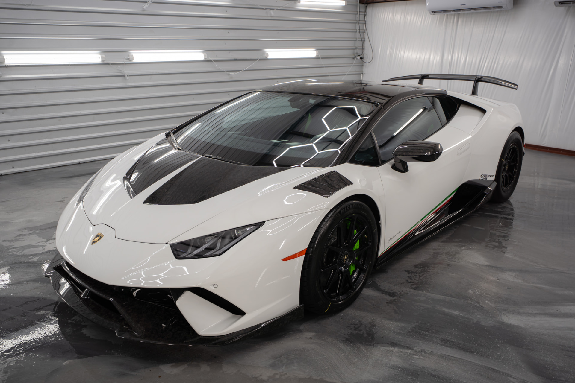 Ceramic · Protected finish